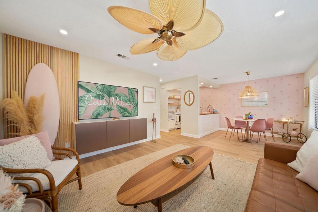 Luxury Villa 3 Blocks From The Beach With Pool A Fire Pit And Outdoor Oasis ケープ・カナベラル エクステリア 写真
